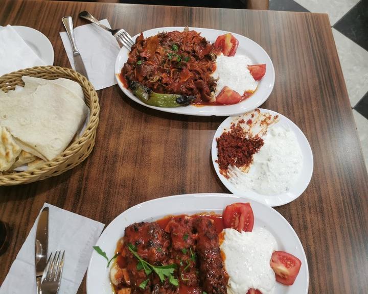 Öz Urfa Kebabhaus & Pizzeria